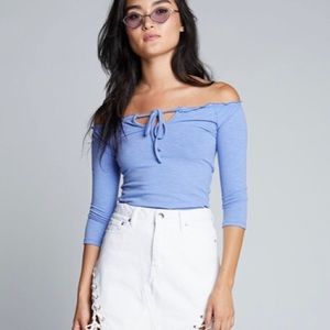 Eggie ⭐️ off the shoulder top